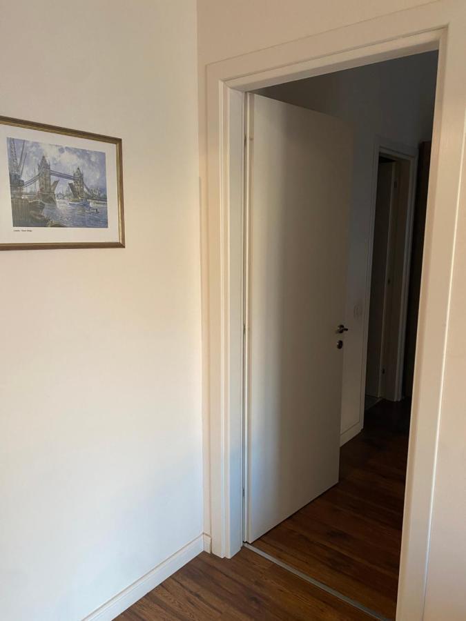 Ambassador Tirana Apartment Zewnętrze zdjęcie