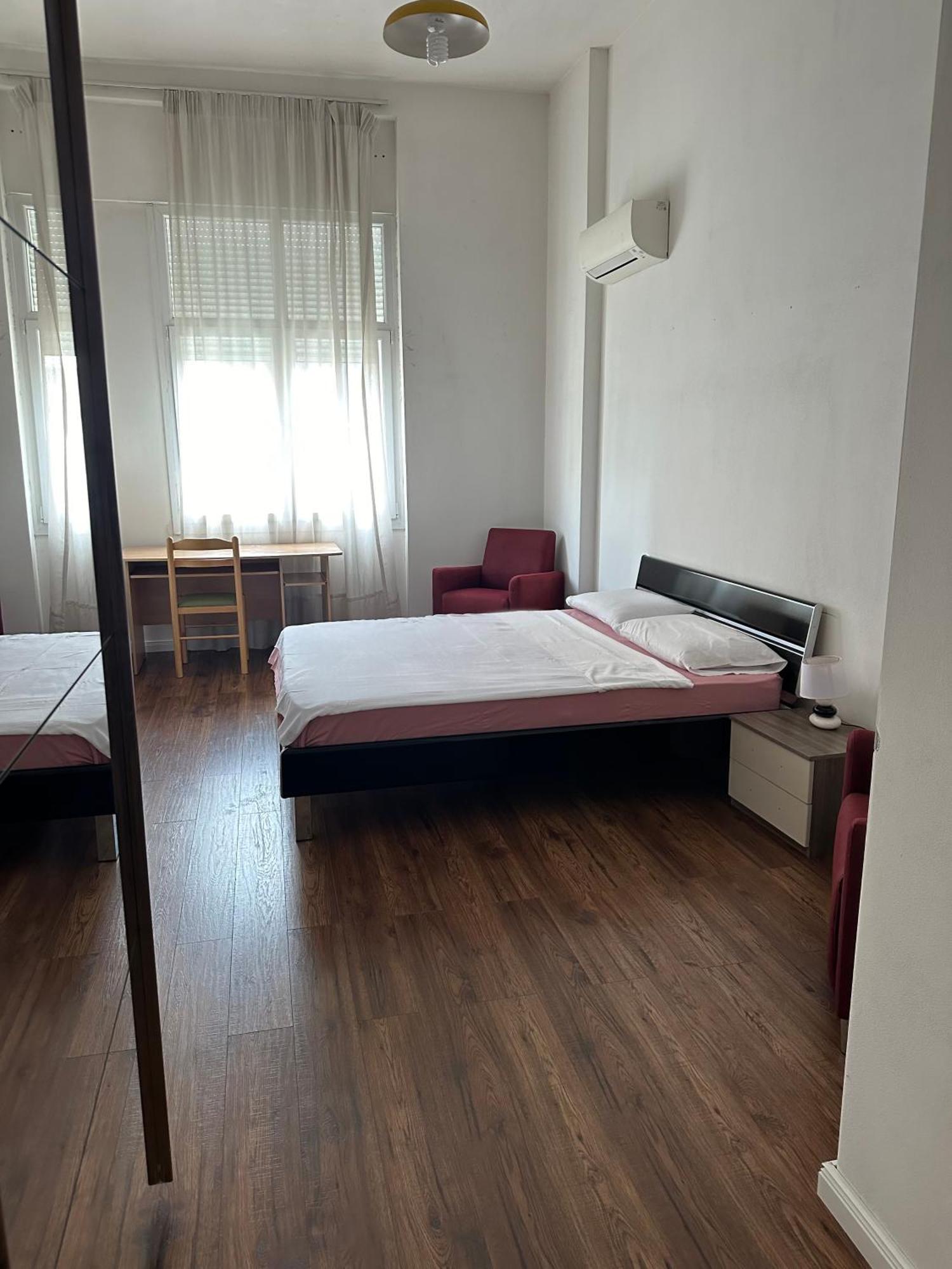 Ambassador Tirana Apartment Zewnętrze zdjęcie